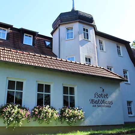 Hotel Waldhaus Romhild Экстерьер фото