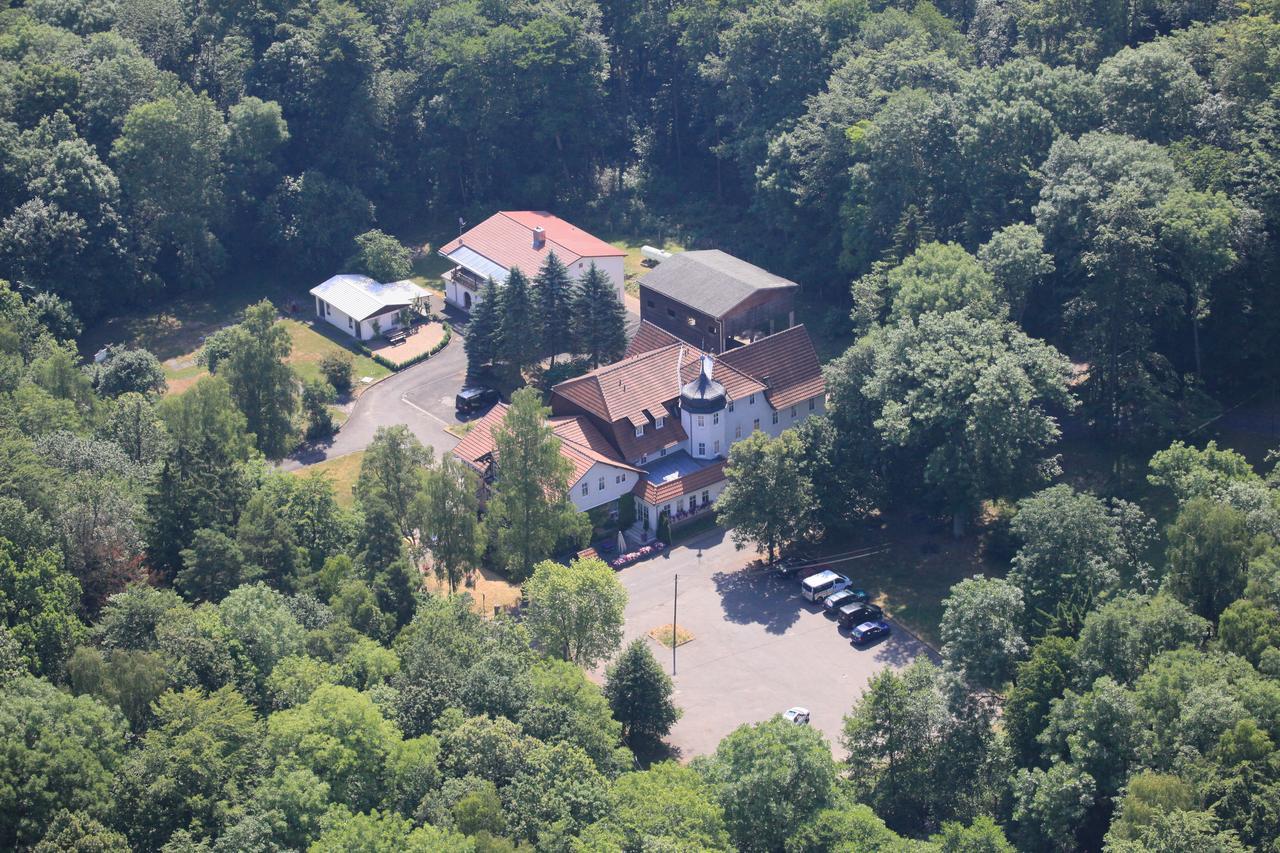 Hotel Waldhaus Romhild Экстерьер фото