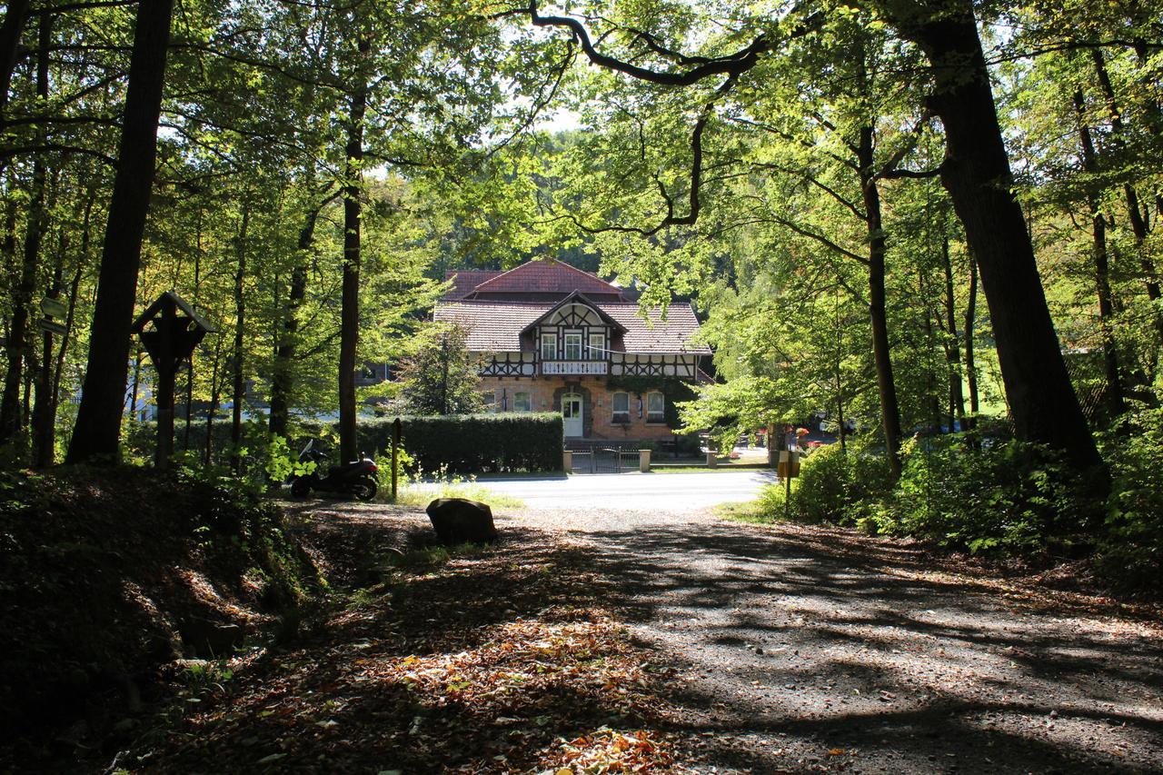 Hotel Waldhaus Romhild Экстерьер фото